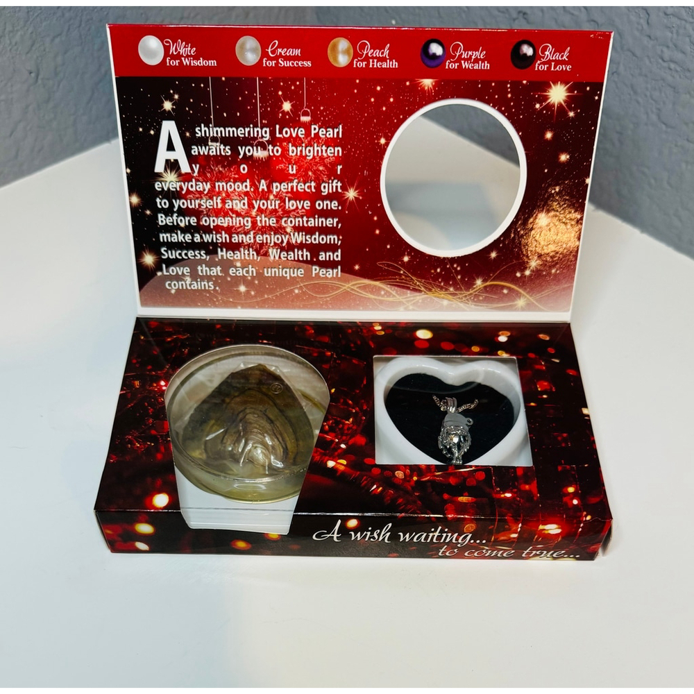 Love Pearl Necklace Gift Set with Real Pearl Oyster & Santa Pendant - Picture 2 of 4